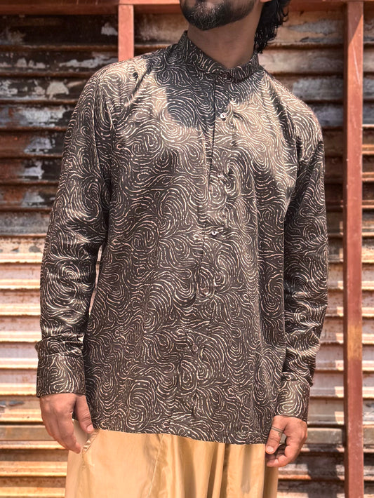 Half Collar Edge LIne Shirt